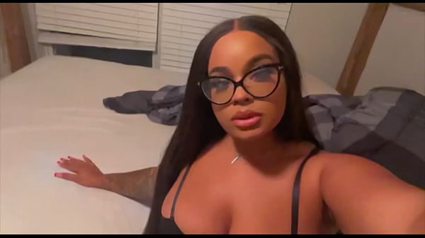 Nonton Who Can Help Put Me To Bed thumbnail