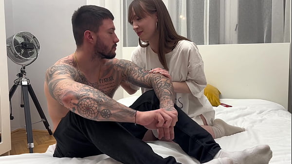 Nonton I Caught My Girlfriend Seeing Pictures Of My Step Brother!!! But She Knows That Fucking Gets Over My Pissed Off! thumbnail