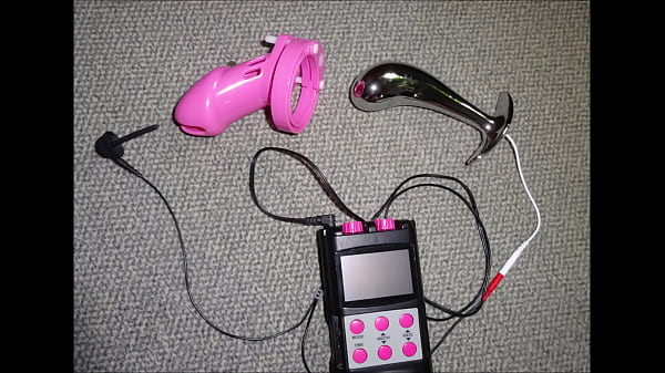 Play MP4 - Sperm milking - estim with butt plug and chastity cage