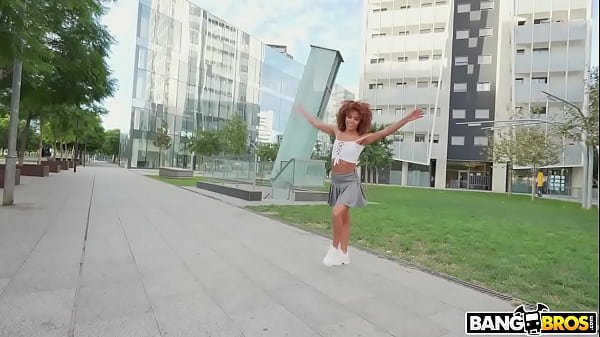 Selva gets public anal 