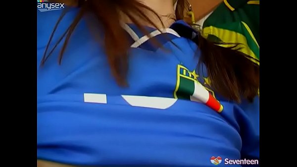 Nonton Teen Lesbian Player Masturbated thumbnail