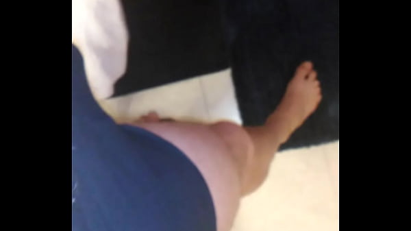 Shower peeking on the husband