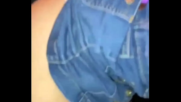 Play MP4 - Brincando com a Badmelli no Glory Hole na dark home Itaja&iacute;