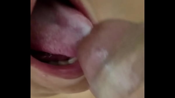 Play MP4 - Provechina cum sucking