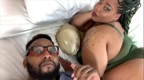 Play MP4 - HUGE MONSTER TITS AND HARD BRICK HOUSE FIRM BOOTIY PROMO COMING SOON TO &commat;POUNDHARDENT