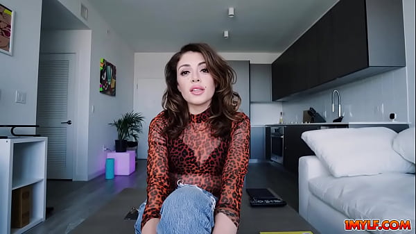 Stepmom vivianne desilva makes her stepson in letting her swallow his huge cock whole