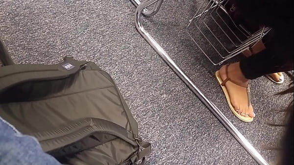 Latina Teen Feet thumbnail