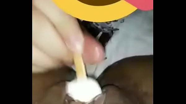 Ele enfiou o picolé na minha_bucetinha e caiude bocameu Instagram juliahot966