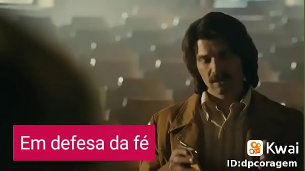 Recomendo esse filme EM DEFESA DE CRISTO