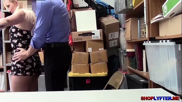 OfficerTakes Advantageof Lovely Thief