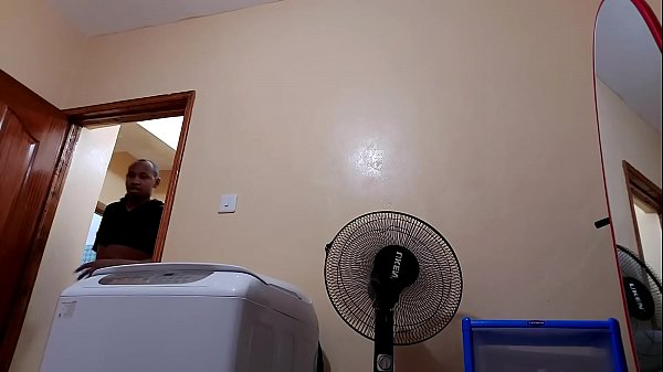 Meio-irm&atilde;o Pego Se Masturbando Tes&atilde;o Em Quarentena (5) thumbnail