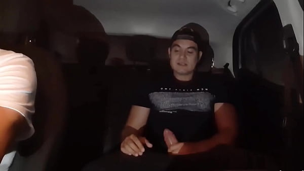Play MP4 - YURI GA&Uacute;CHO FODEU O RABO DO MOTORISTA UBER