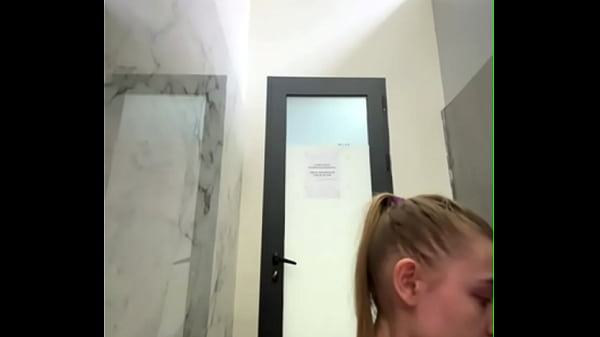 Masturbate in the gym 