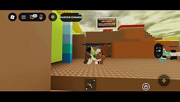 Trio en roblox (alguna tocina para coger?)