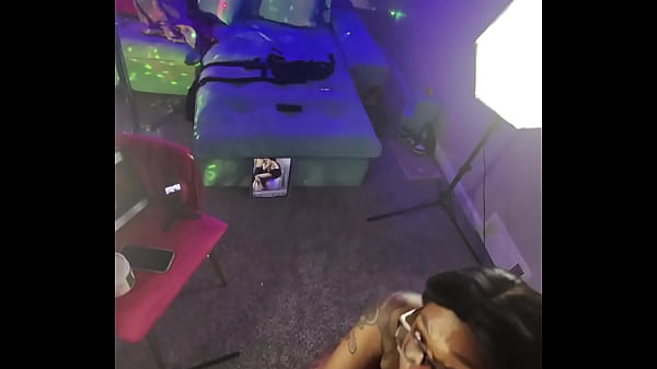 In house pussy tastes good 