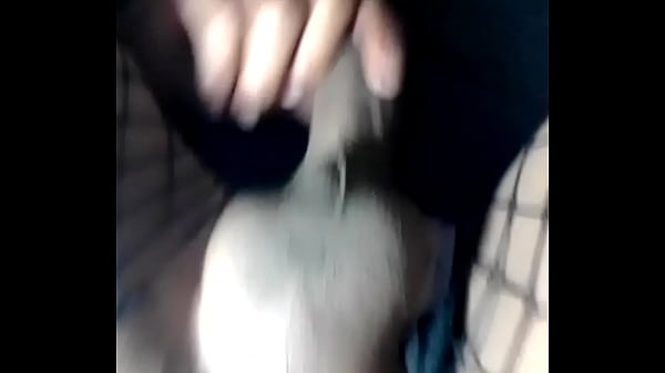 Que rico se siente meterme cosas en mi_culo