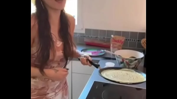 Aujourd&rsquo;hui c&rsquo;est la chandeleur demain je vous mets une petite vid&eacute;o ou 