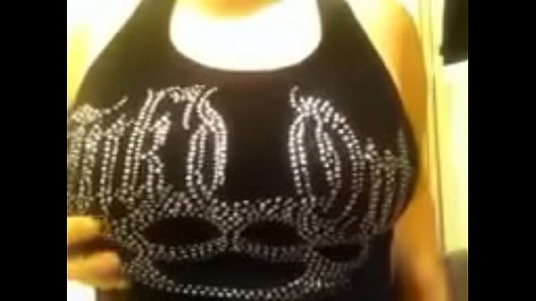 21 yo amateur plays with big tits