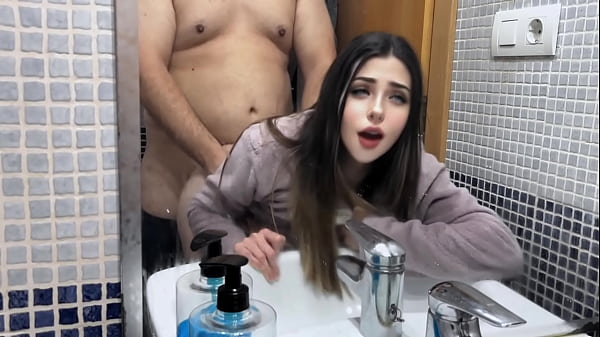 En Todas Partes De La Casa Tenemos Sexo thumbnail