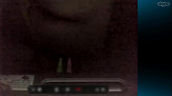 La gorda puflito masturbandose