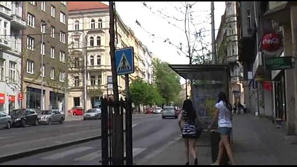 Play MP4 - Beginner at the bar