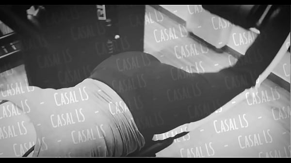 Casada Treinando Rabo - Casal LS