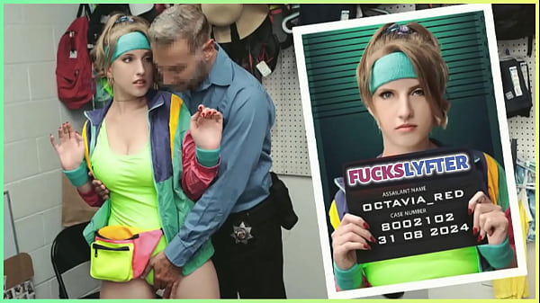 Octavia Red_Tries toSteal an 80s Themed Outfit