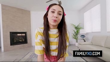Nonton Hot Brunette Babe Wants Stepdad Fuck Her Without Condom thumbnail