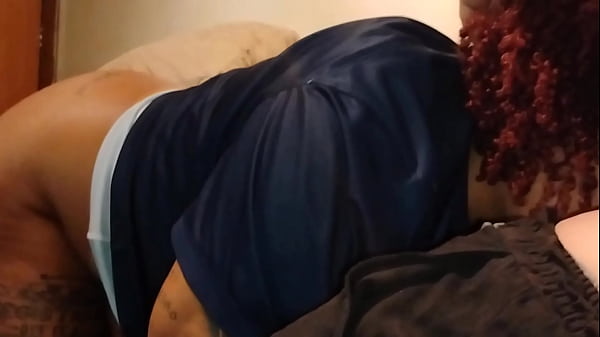 Play MP4 - J&aacute; que e da fam&iacute;lia deixei gozar na minha buceta