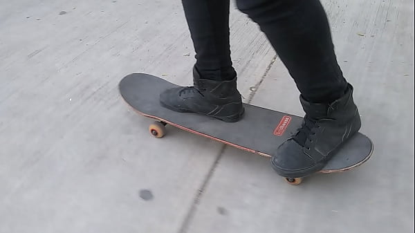 Antonio Murillo youtuber haciendo skeit bien perr&oacute_n xxx con si compa el pelucas