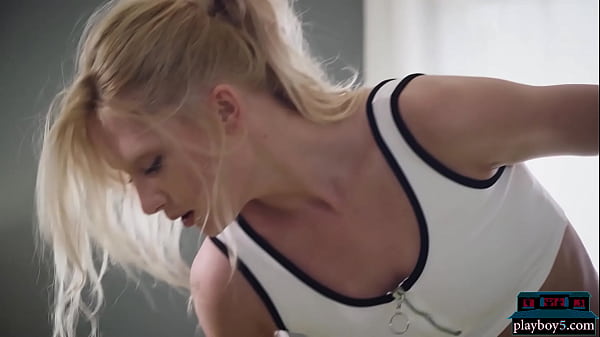 Russian petite MILF model_Gerda Rubia flexible posing workout for Playboy