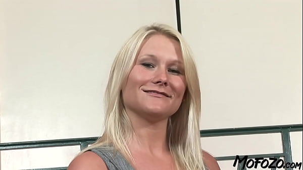 Play MP4 - MOFOZO&period;com - Juliana Jolene Is A Hot MILF