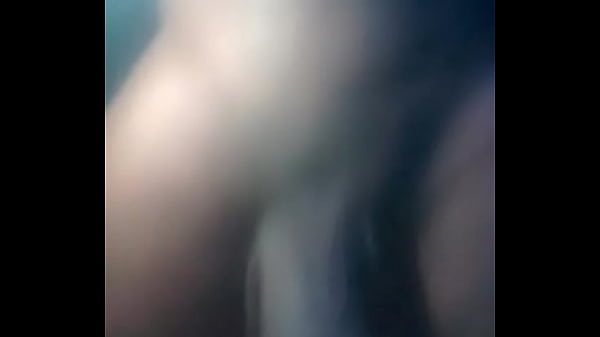 Neg&atilde;o mostrando sua cobra 