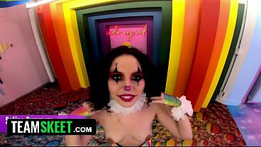 Nonton Compilation: Girls In Costumes thumbnail