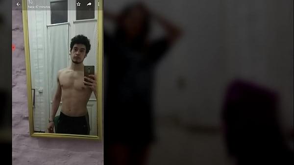 Play MP4 - Chat De Whatsapp Con Mi Prima Se pone Caliente Por La Noche