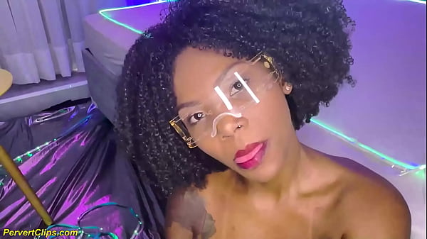 Can You Handle Her Oiled Soles? Skinny Ebony MILF Tease