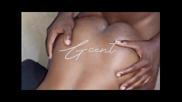 Nonton One More Doggy With Vero Inside Bathroom thumbnail