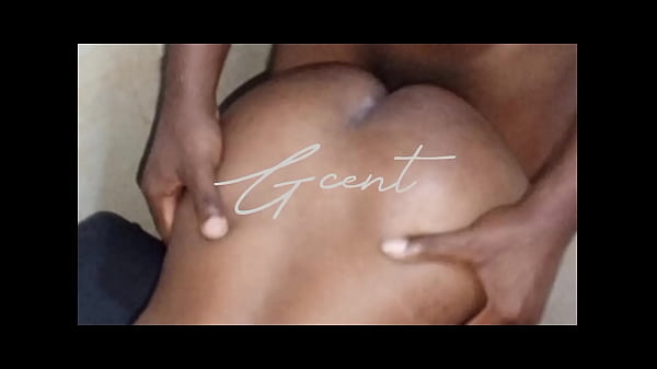 One moredoggy with Veroinside_bathroom