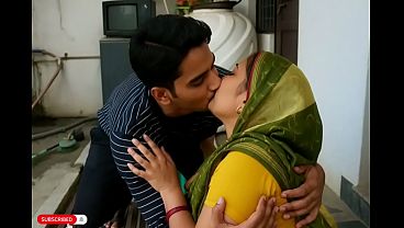 Play MP4 - New Meriad couple Romantic mood kissing Seen audio story By -Snapzstudio &lpar;ai gerneted&rpar;