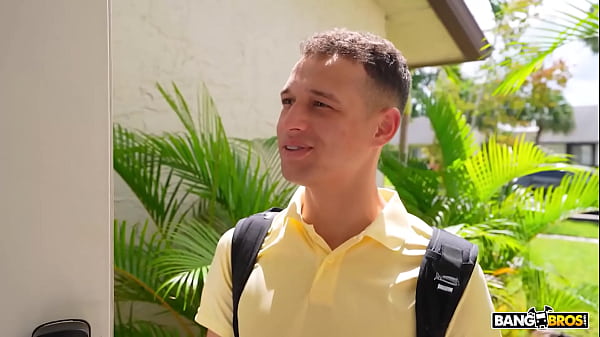 Play MP4 - BANGBROS - Johnny Love Can't Handle How Hot Gigi Dior Is And He Fucks Her Everywhere In The House