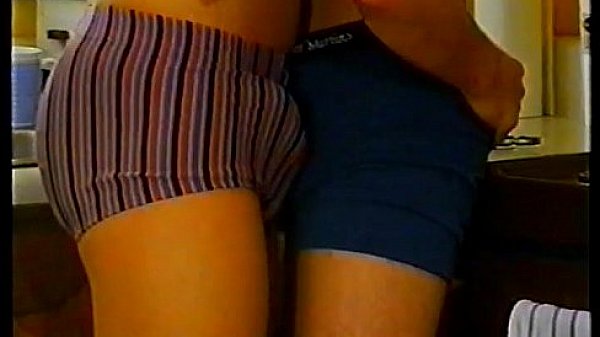 Plumber offers his service 