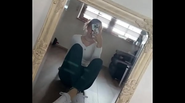 Hello ; jeans and pantyhose do i love and do you #fetish #feet #footjob #nylon #nylonfeets #nylonfetısh girl 