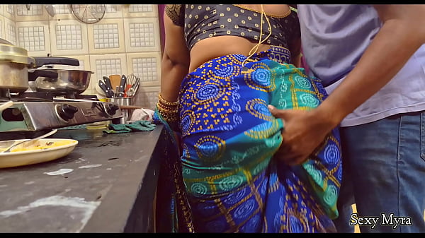 Play MP4 - Ghar ki Nayi Chachi ki randi wali chut