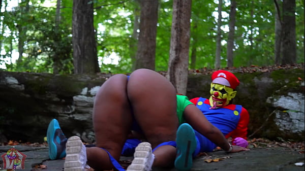 Brattty Bae And Gibby The Clown Have There Way With Ebony Pornstar Gigi In The Woods Dressed Up In Cosplay Outfits thumbnail