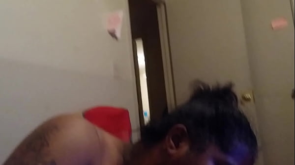 Nonton Wife Blowjob Home thumbnail