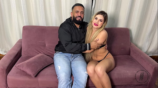 Trailer entrevistando seu cuzinho 