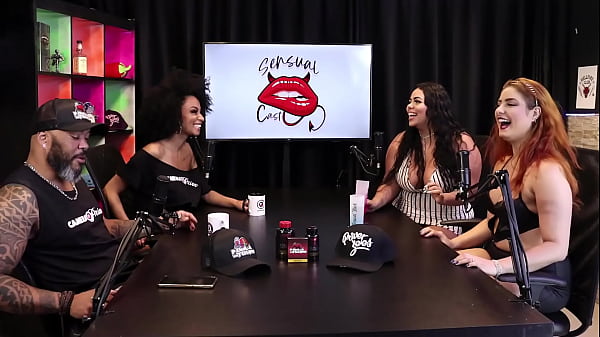 Elas se conheceram pela internet mas depois foram para o swing e um motel e falar em gozar mayze & domme psico sheer red 