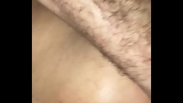 Play MP4 - O cliente me pediu para enfiar minha m&atilde;o na bunda dele e sim&comma; eu enfiei