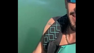 Pov: Novinha Safada, Deixou Marido Na Areia E Fudeu O Instrutor No Jetski Todo Mundo Olhando. thumbnail