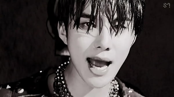 Nonton Coreanos, Estadounidenses, Japoneses, Canadienses Bailando En Un Porshe thumbnail